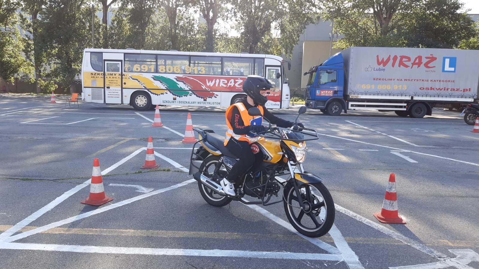 kategoria AM , kursy prawo jazdy kategoria AM motorowery w Świdnicy, Dzierżoniowie, Bielawie, Strzegomiu